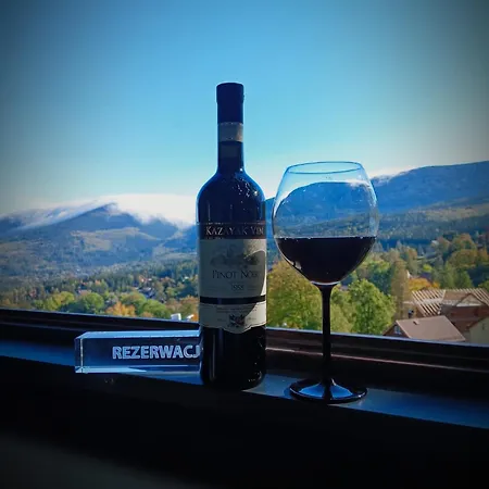 Wichrowe Wzgorza Bed & Breakfast *