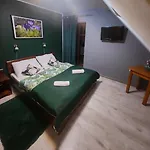 Wichrowe Wzgorza Oda ve Kahvaltı *