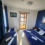 Wichrowe Wzgorza Oda ve Kahvaltı *