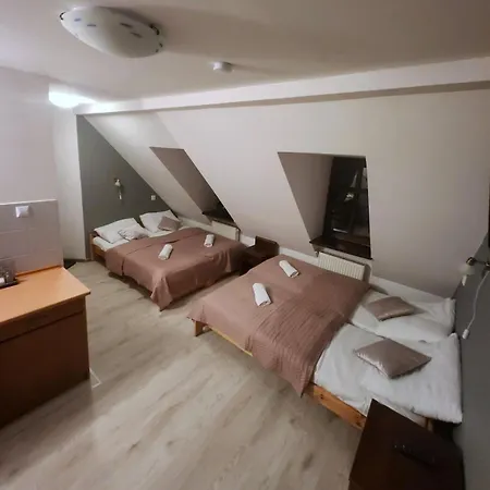 Alojamento de Acomodação e Pequeno-almoço Wichrowe Wzgórza Karpacz